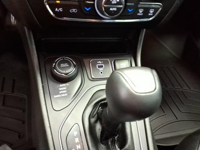 2021 Jeep Cherokee Latitude Lux 4x4