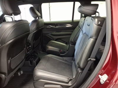 2023 Jeep Grand Cherokee L Altitude 4x2