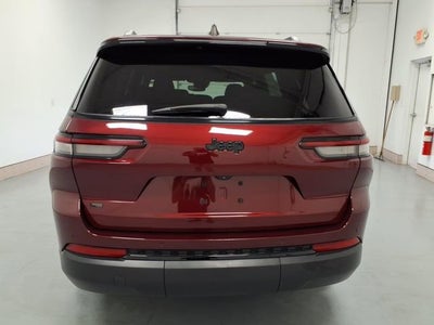 2023 Jeep Grand Cherokee L Altitude 4x2