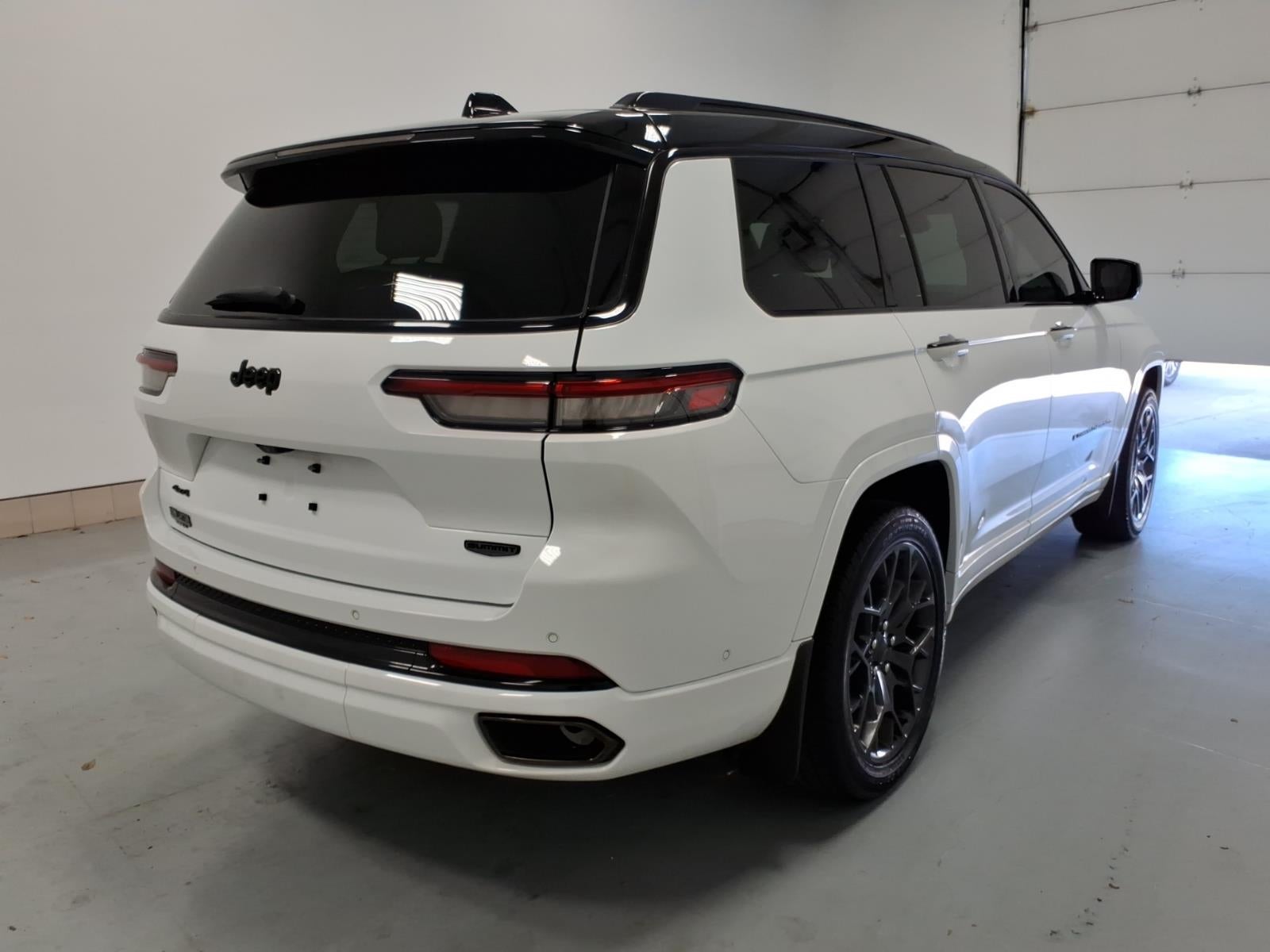 2023 Jeep Grand Cherokee L Summit Reserve