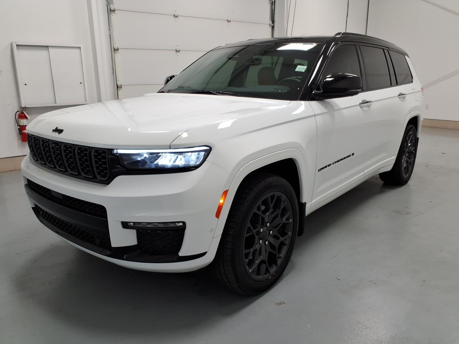 2023 Jeep Grand Cherokee L Summit Reserve