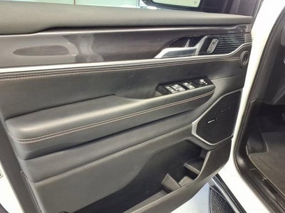 2024 Jeep Wagoneer L BASE