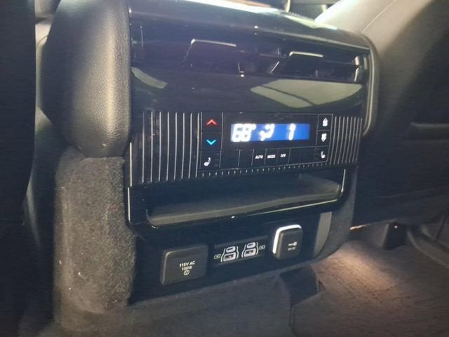 2024 Jeep Wagoneer L BASE