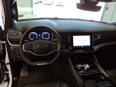 2024 Jeep Wagoneer L BASE