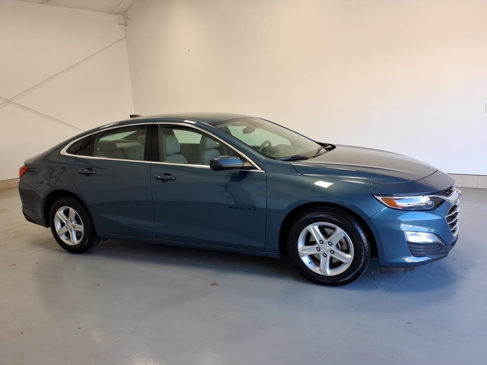 2025 Chevrolet Malibu LS