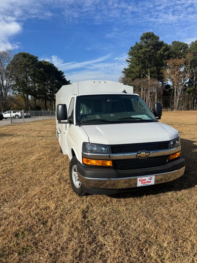 2025 Chevrolet Express Cutaway 3500 1WT