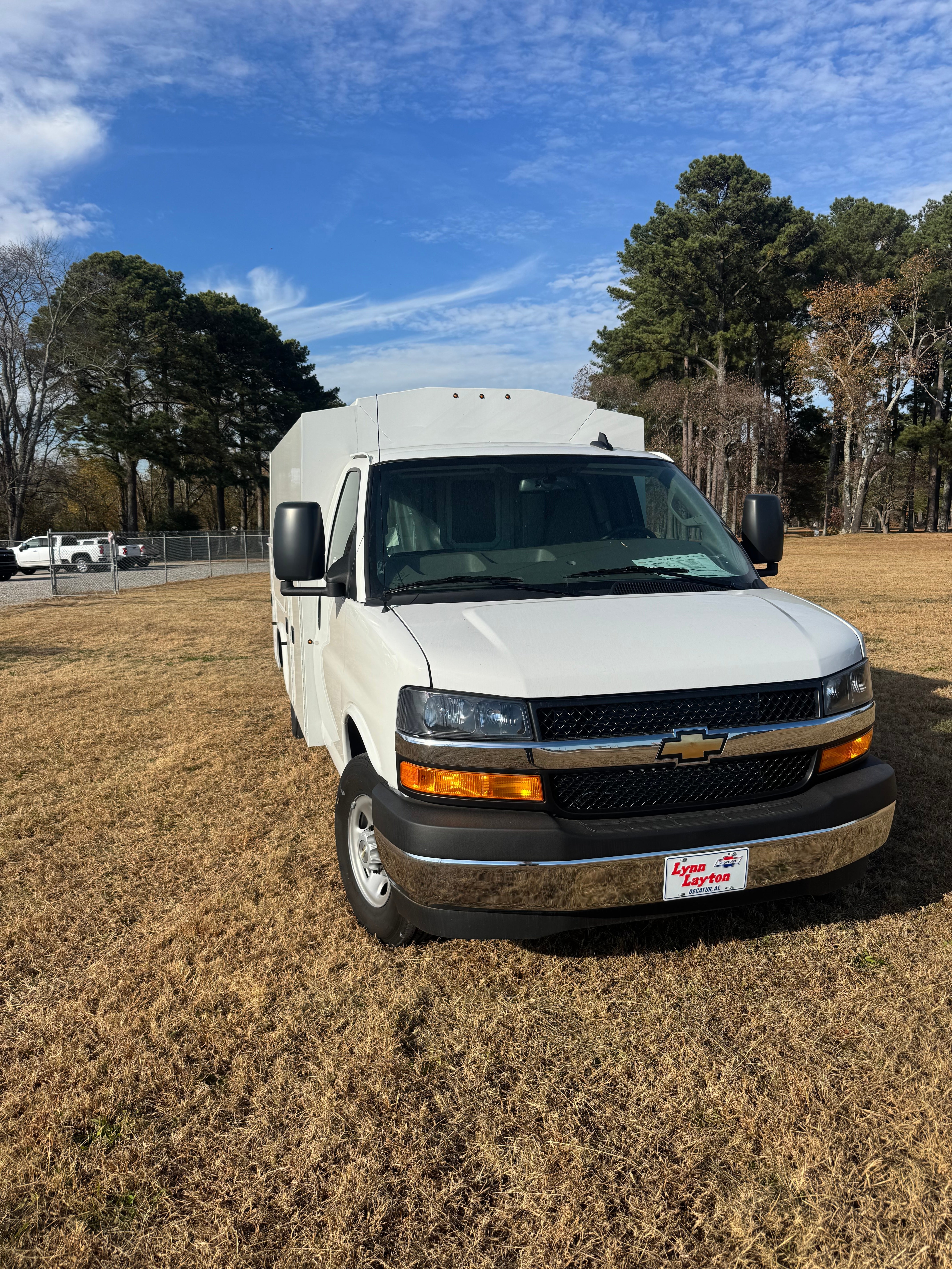2025 Chevrolet Express Cutaway 3500 1WT