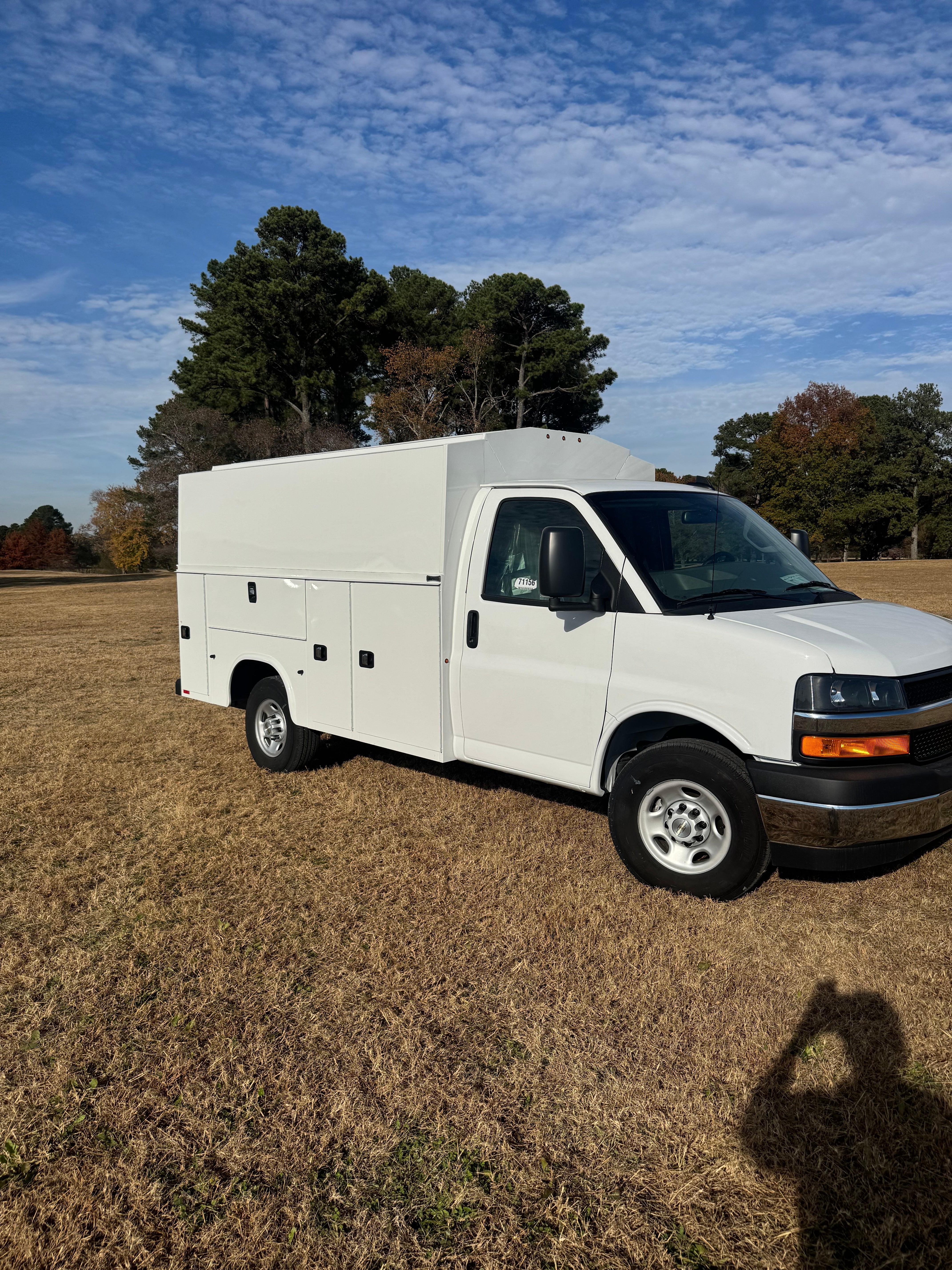 2025 Chevrolet Express Cutaway 3500 1WT