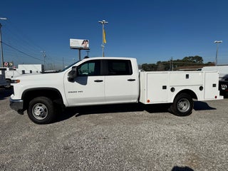 2025 Chevrolet Silverado 3500 HD Chassis Cab Work Truck