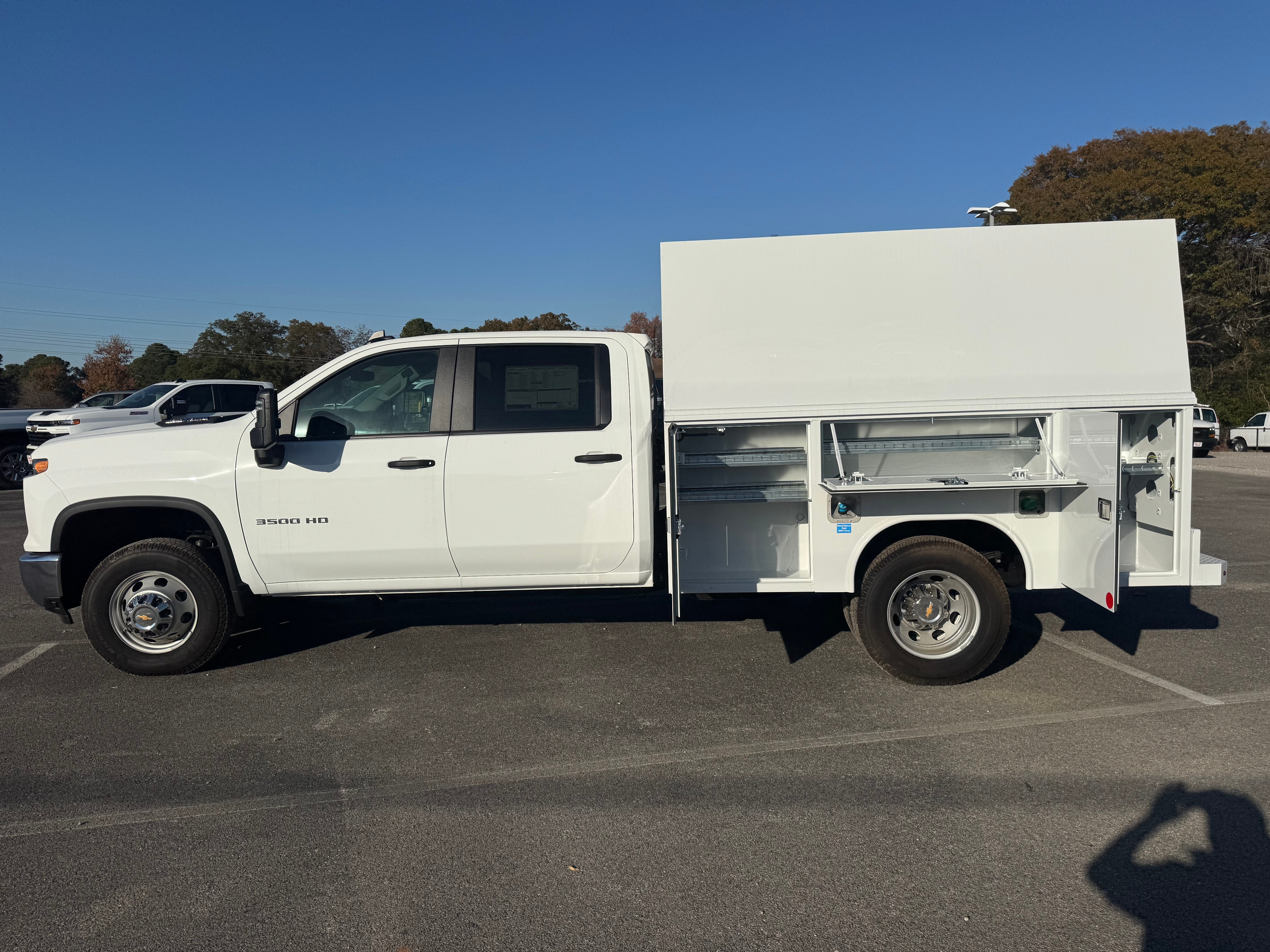 2025 Chevrolet Silverado 3500 HD Chassis Cab Work Truck