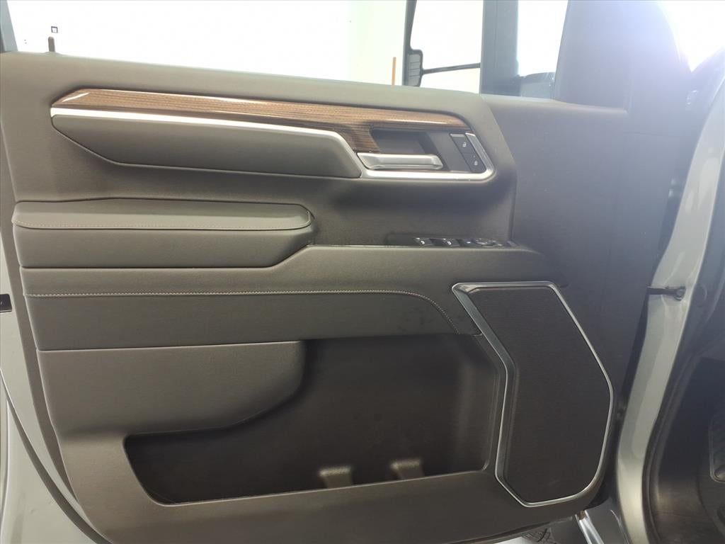 2025 Chevrolet Silverado 3500 HD Chassis Cab LT