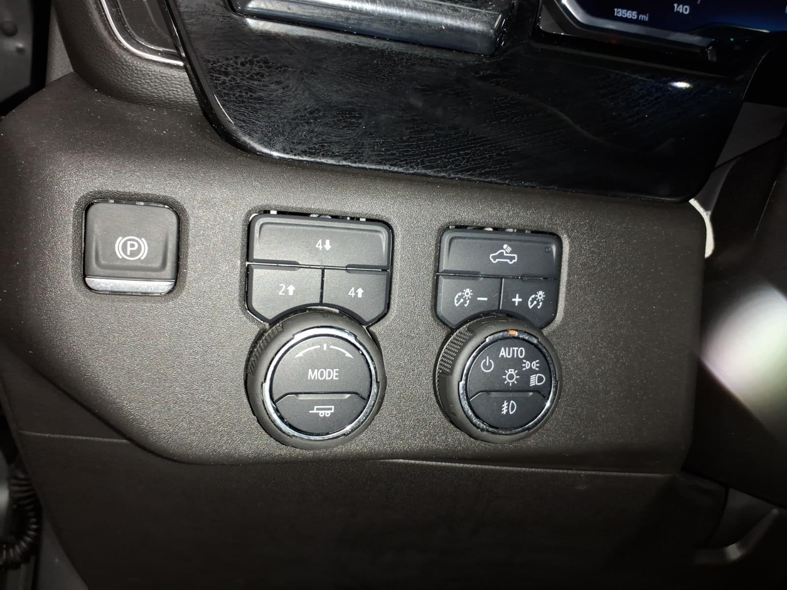 2025 Chevrolet Silverado 3500 HD Chassis Cab LT