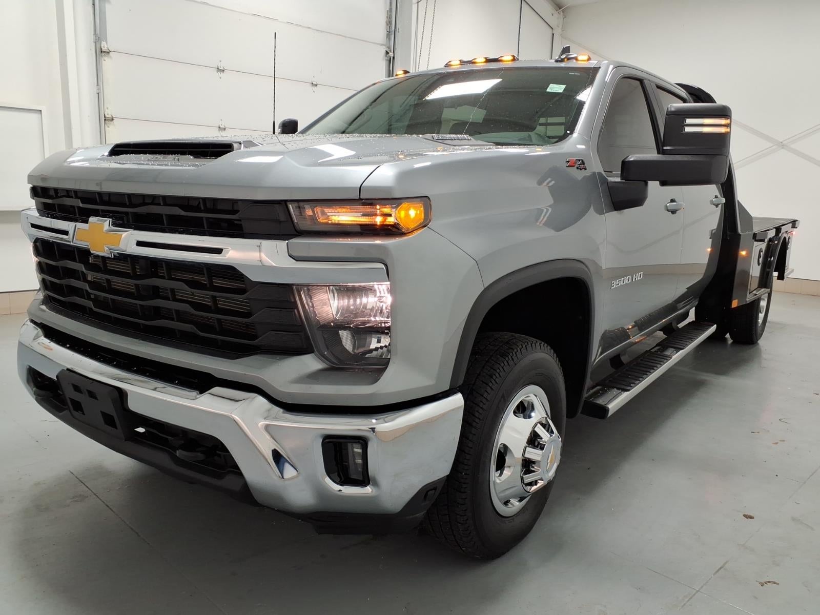 2025 Chevrolet Silverado 3500 HD Chassis Cab LT
