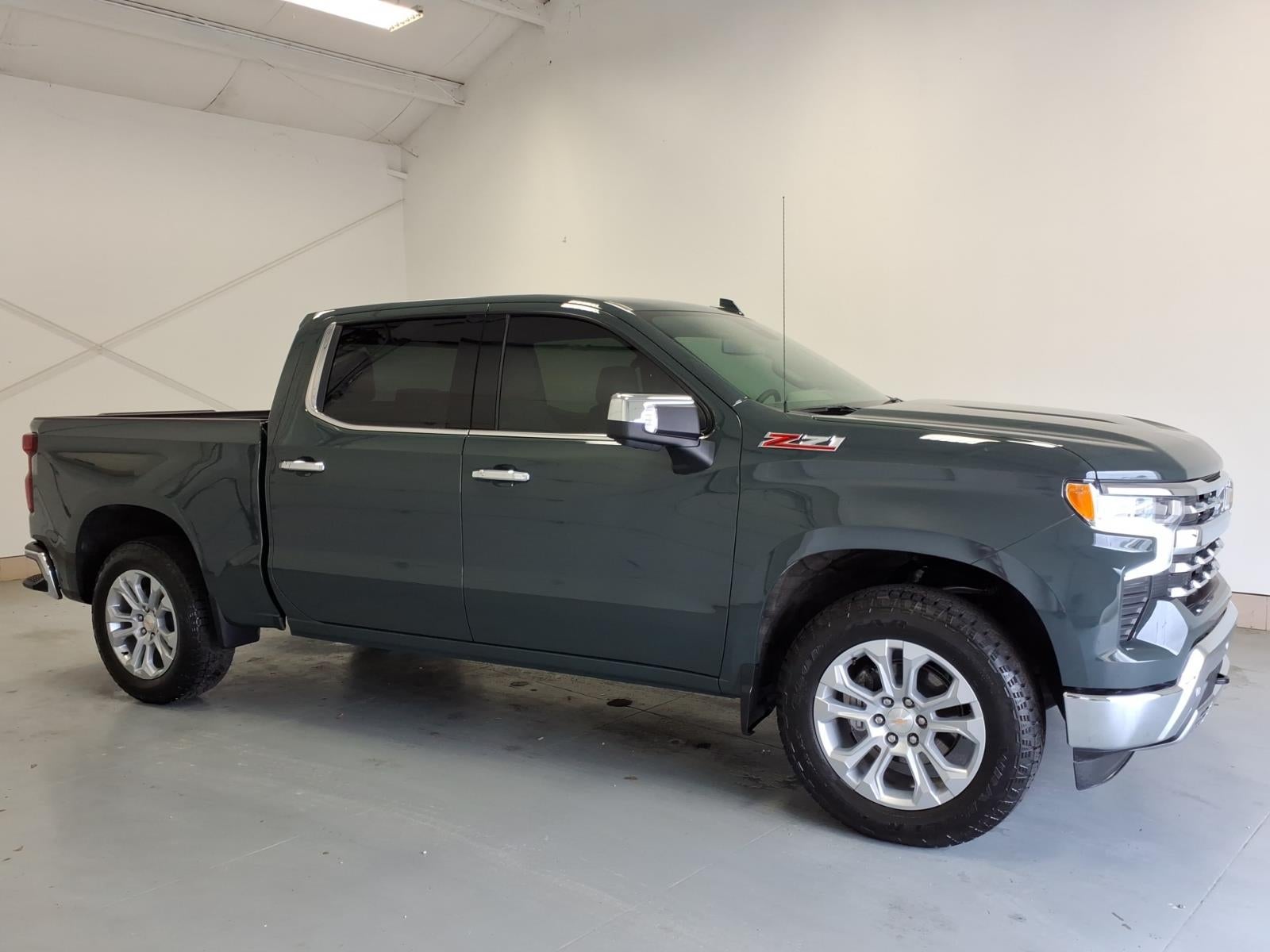 2025 Chevrolet Silverado 1500 LTZ