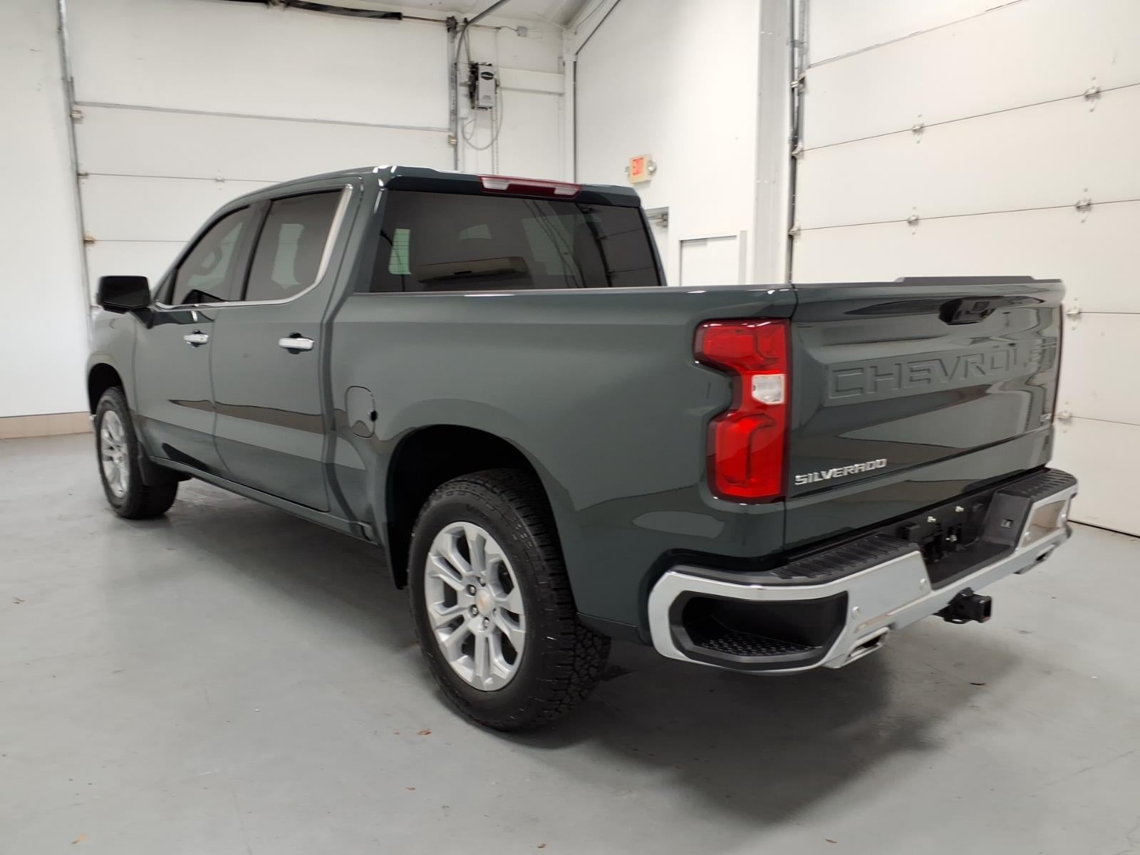 2025 Chevrolet Silverado 1500 LTZ