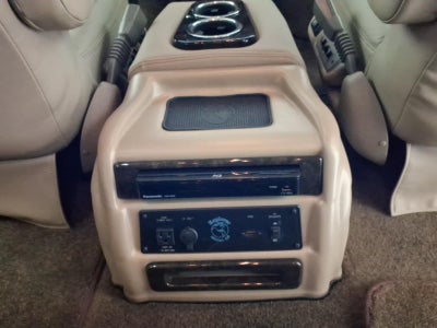 2024 Chevrolet Express 2500 Eplorer