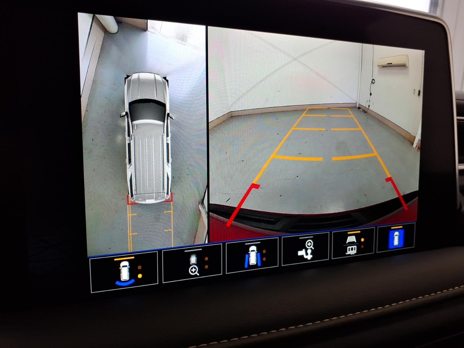 2024 GMC Yukon XL SLT