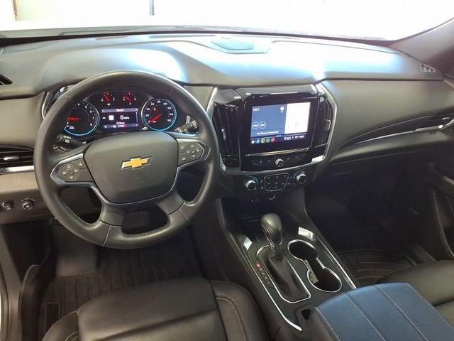 2022 Chevrolet Traverse LT Leather