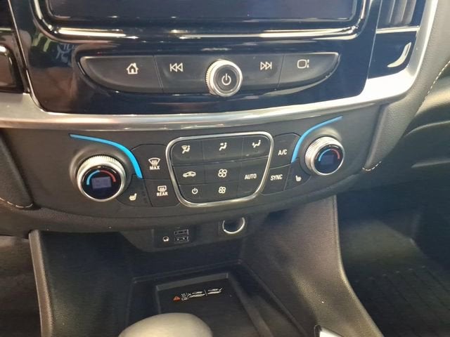 2022 Chevrolet Traverse LT Leather