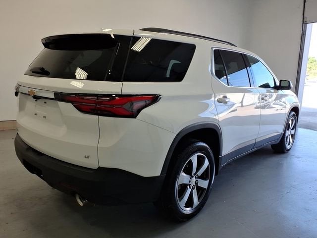 2022 Chevrolet Traverse LT Leather