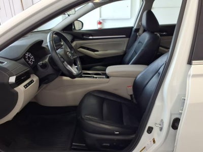2022 Nissan Altima SV FWD