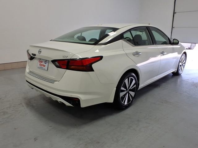 2022 Nissan Altima SV FWD