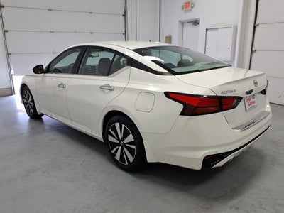2022 Nissan Altima SV FWD
