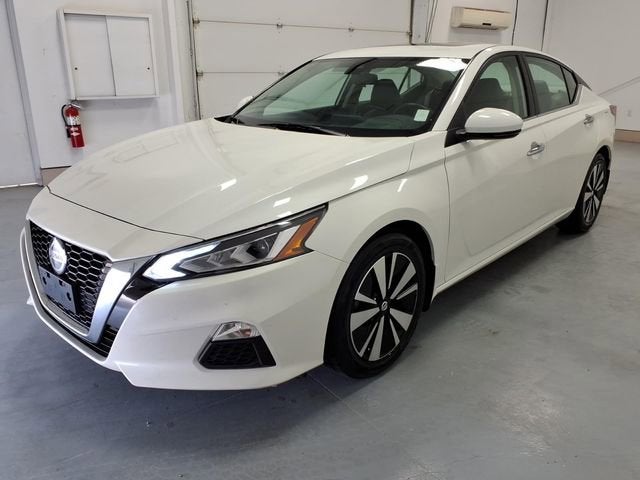 2022 Nissan Altima SV FWD