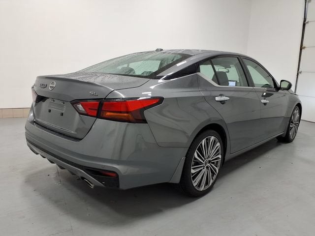 2024 Nissan Altima SL FWD