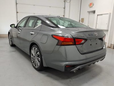 2024 Nissan Altima SL FWD