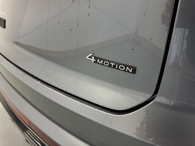 2024 Volkswagen Atlas Cross Sport 2.0T SEL Premium R-Line