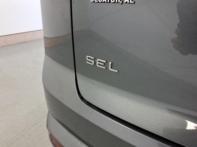 2024 Volkswagen Atlas Cross Sport 2.0T SEL Premium R-Line