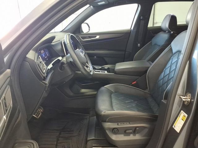 2024 Volkswagen Atlas Cross Sport 2.0T SEL Premium R-Line