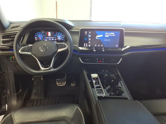 2024 Volkswagen Atlas Cross Sport 2.0T SEL Premium R-Line