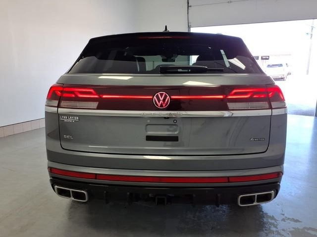 2024 Volkswagen Atlas Cross Sport 2.0T SEL Premium R-Line