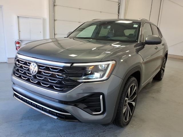 2024 Volkswagen Atlas Cross Sport 2.0T SEL Premium R-Line