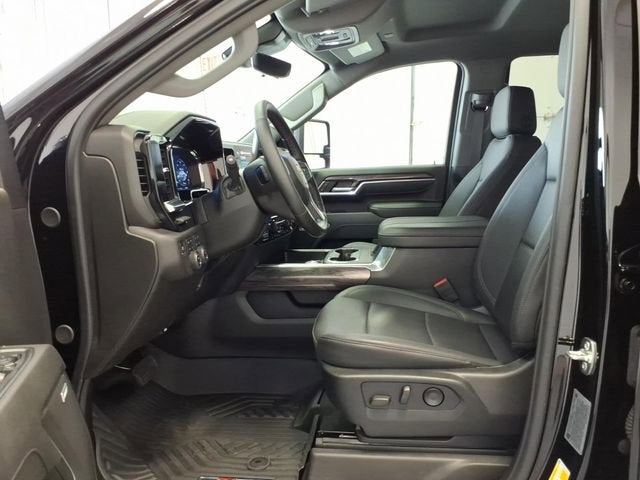 2025 Chevrolet Silverado 2500 HD LTZ