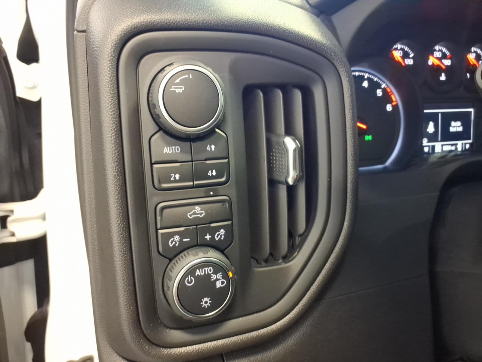 2025 Chevrolet Silverado 1500 Custom Trail Boss