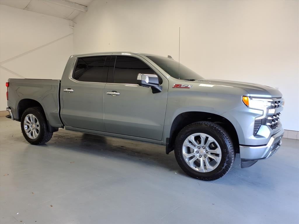 2025 Chevrolet Silverado 1500 LTZ