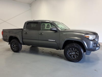 2022 Toyota Tacoma 4WD SR