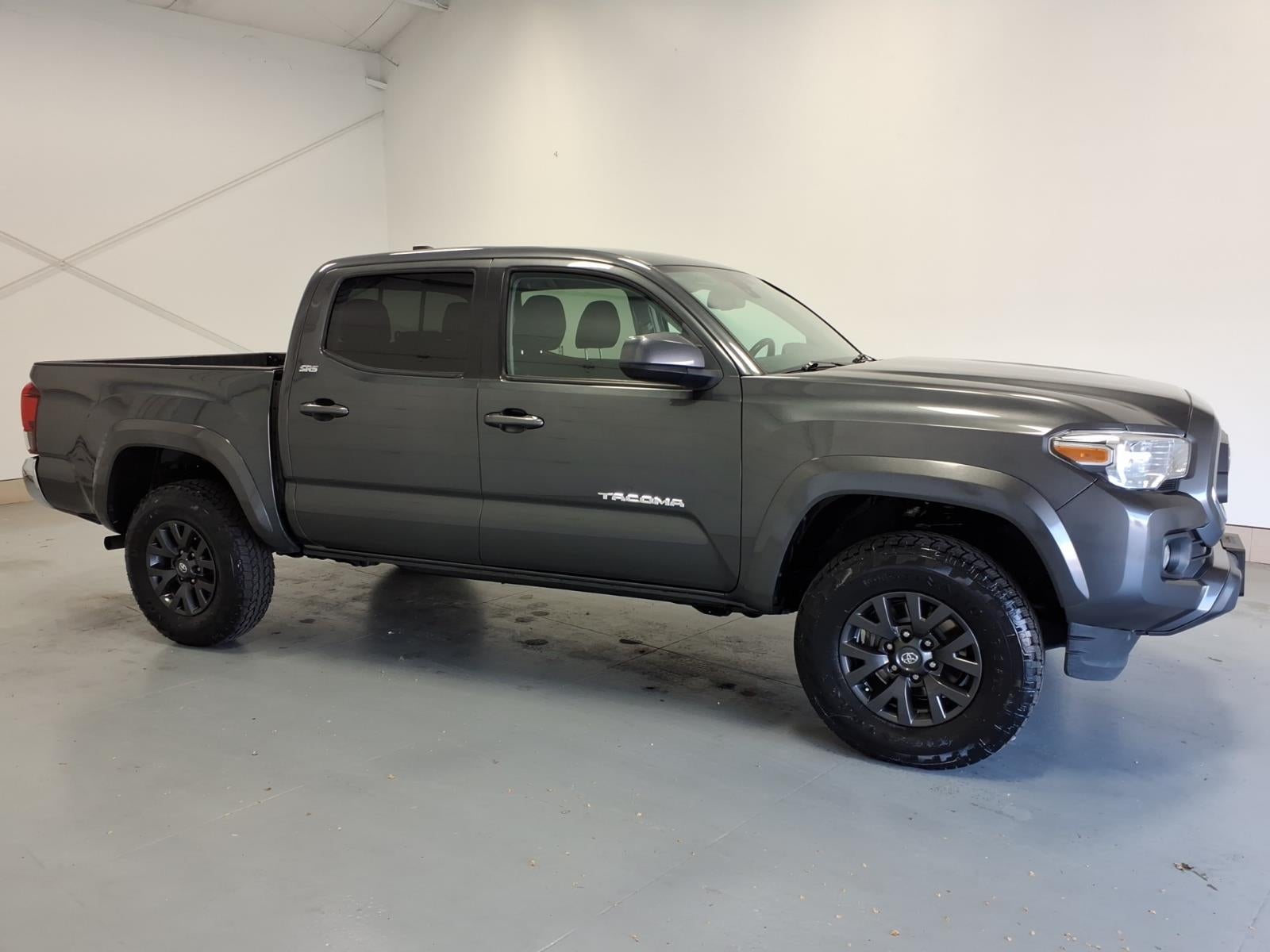 2022 Toyota Tacoma 4WD SR