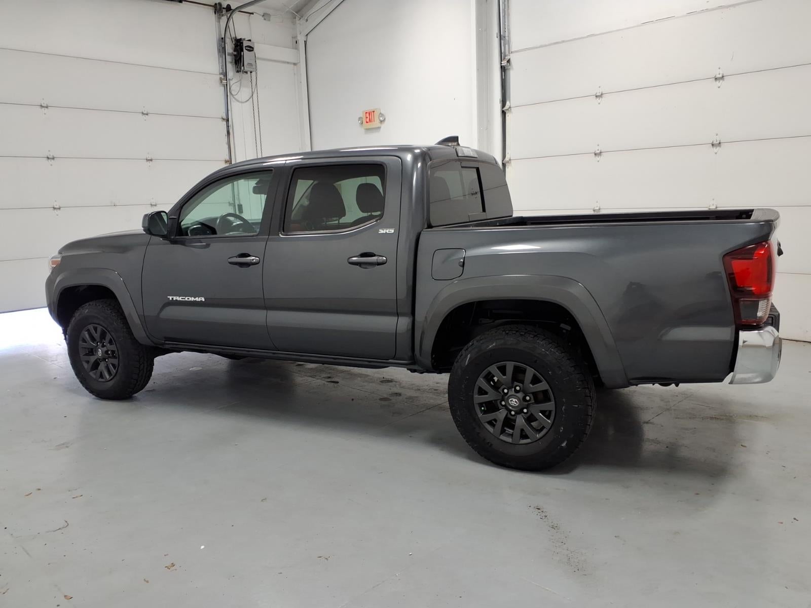 2022 Toyota Tacoma 4WD SR