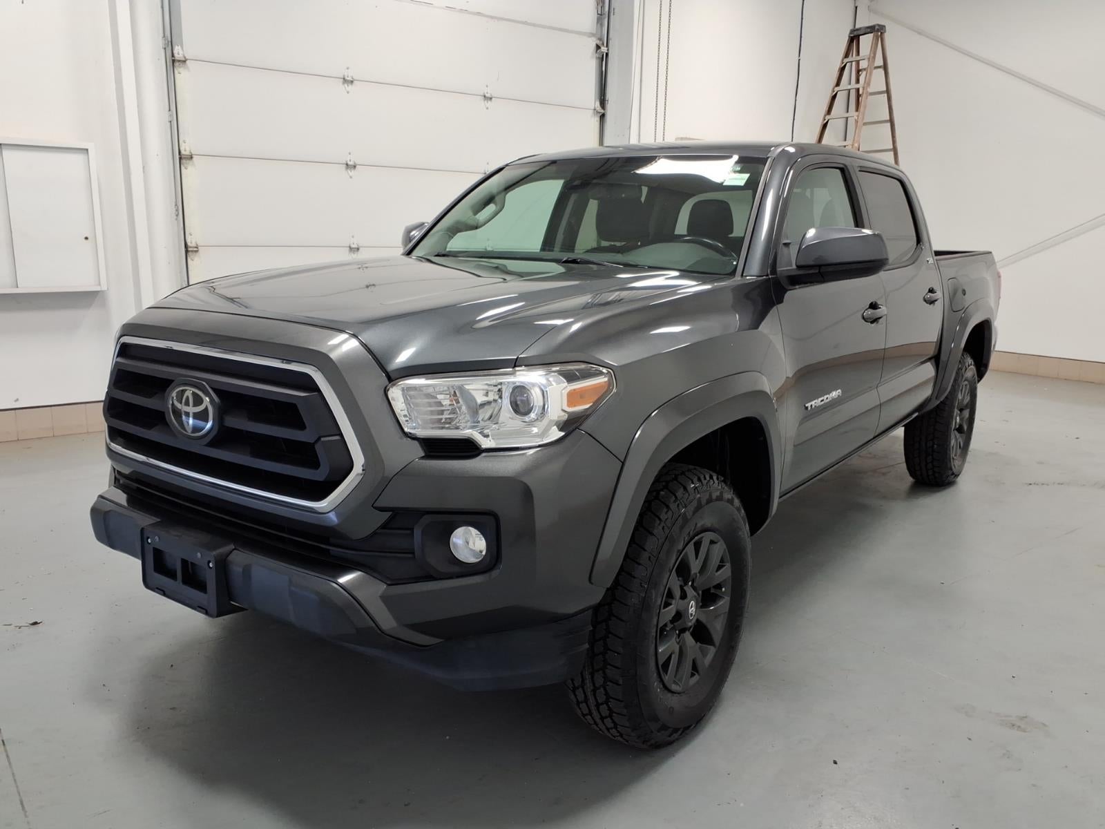 2022 Toyota Tacoma 4WD SR