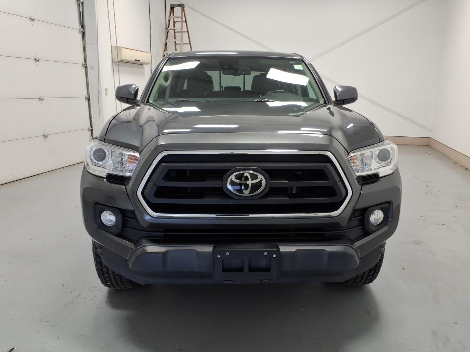 2022 Toyota Tacoma 4WD SR