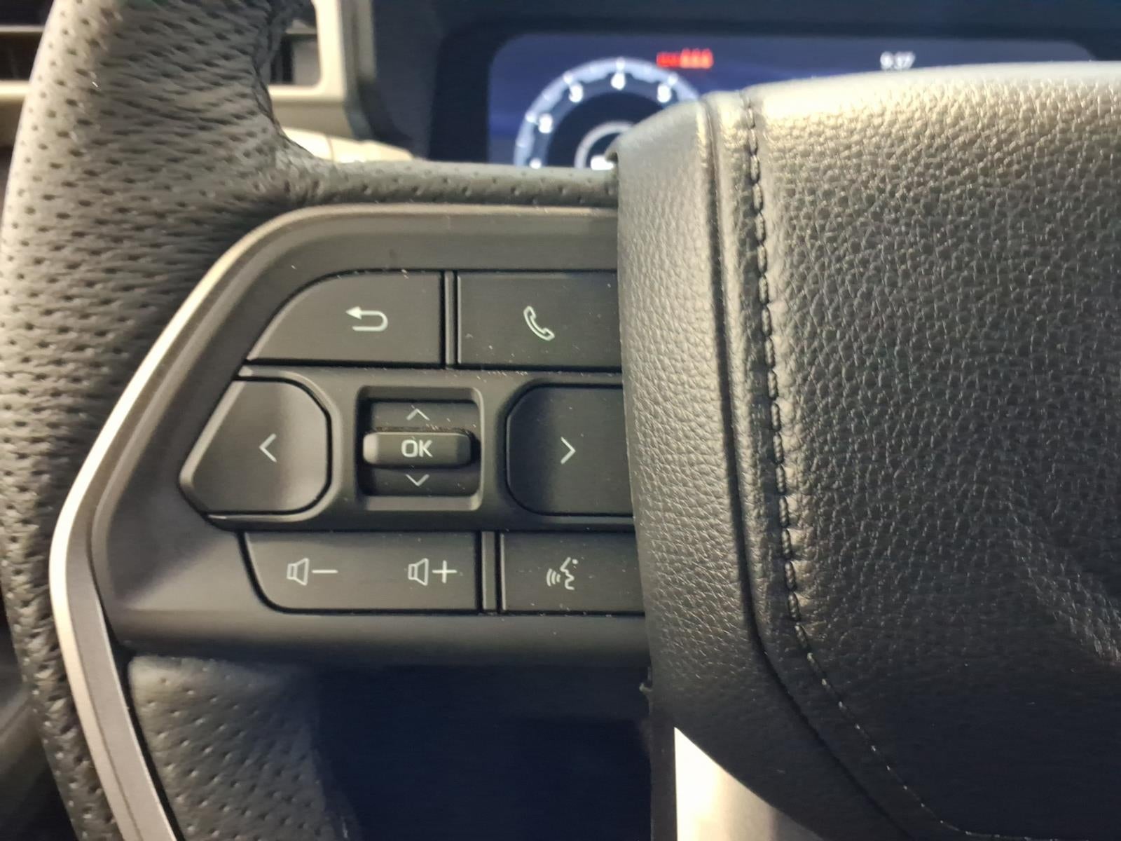 2025 Toyota Tacoma 4WD TRD Sport Hybrid