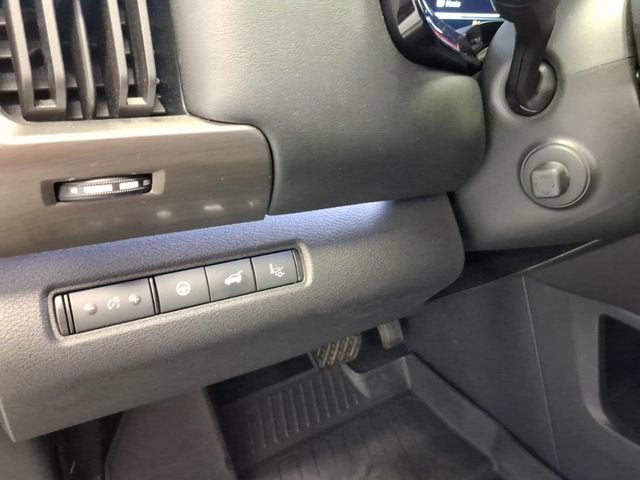 2024 Nissan Pathfinder Platinum FWD
