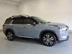 2024 Nissan Pathfinder Platinum FWD