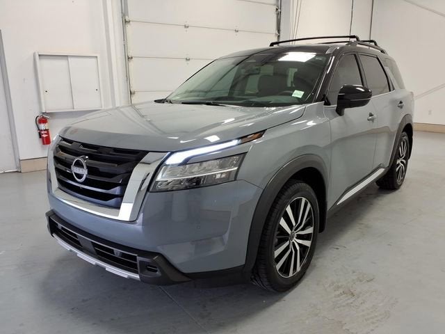 2024 Nissan Pathfinder Platinum FWD