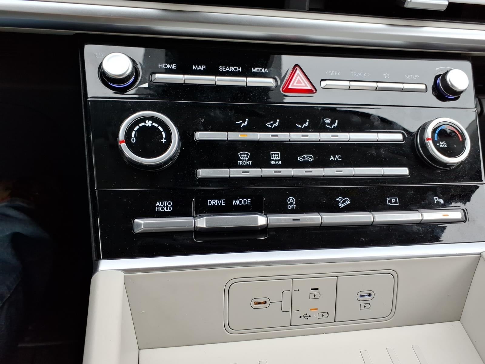 2025 Hyundai Santa Fe SE