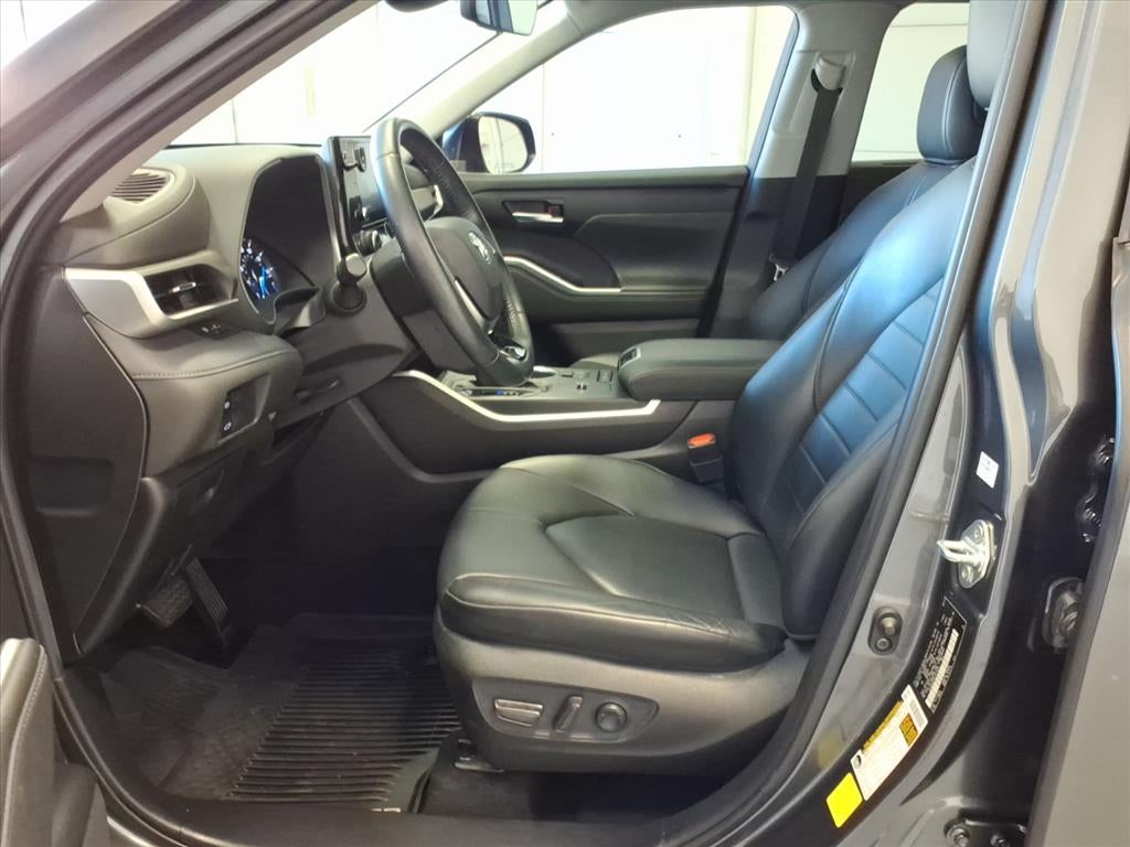 2020 Toyota Highlander Hybrid XLE